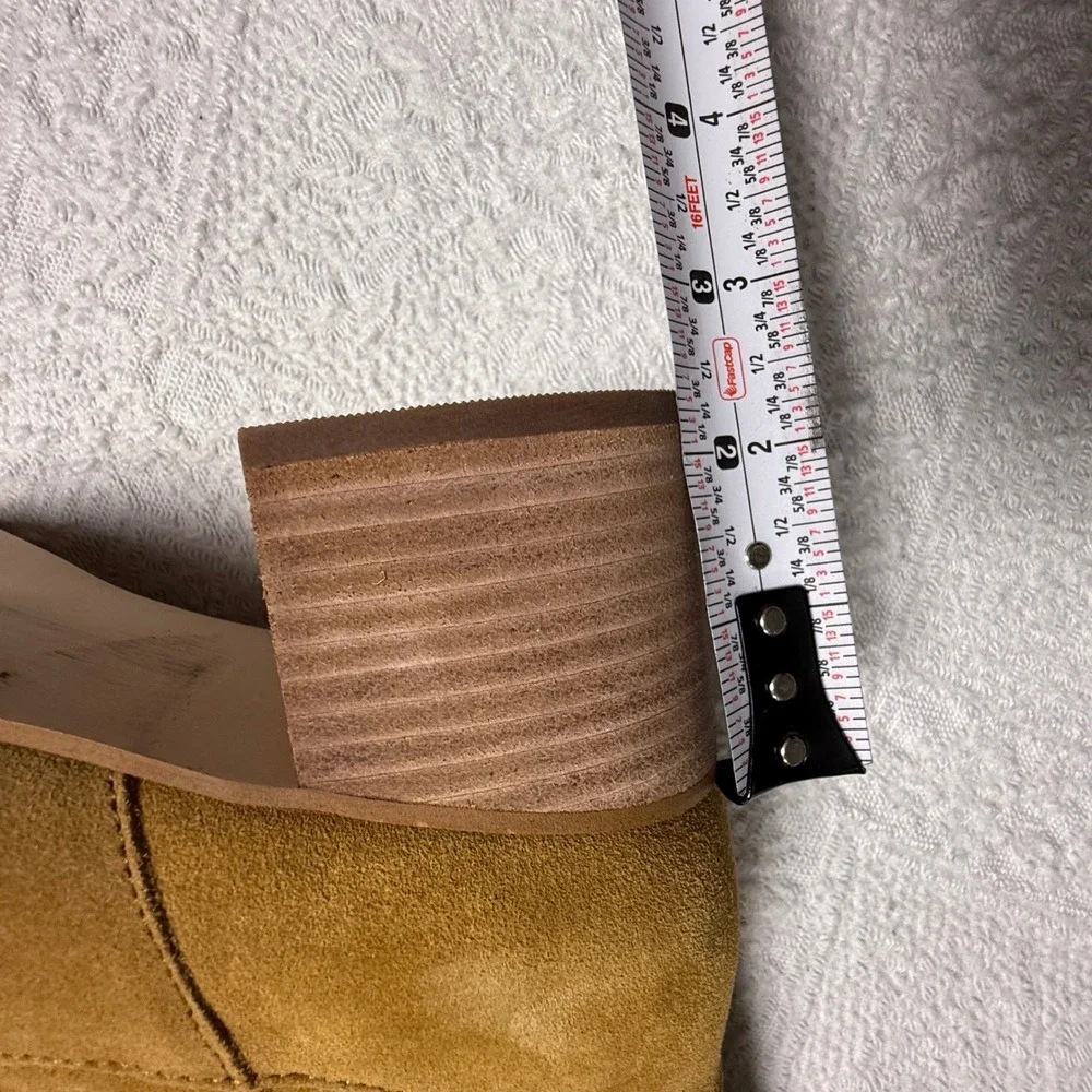 Marc Fisher LTD Escape Tall Suede‎ Knee-High Boots Tan/Camel Size 8.5 Block Heel